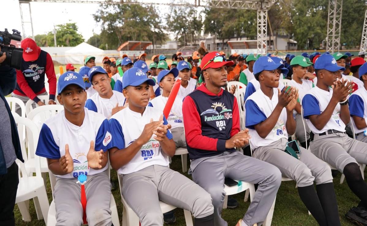 Barrio Duarte e INVI Triunfan en el Torneo de Béisbol Fundación Rica