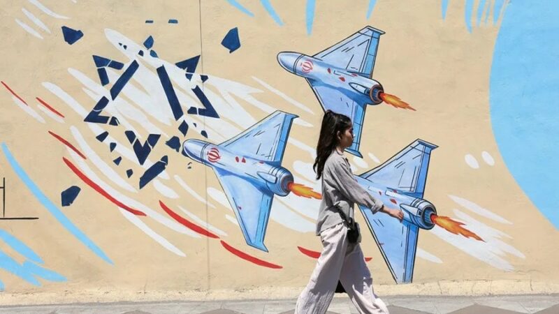 Irán Reafirma su Derecho a la Defensa y Ataca Bases de EE.UU. en Oriente Medio