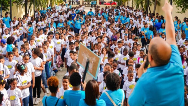 Fundación y Club Mauricio Báez Inauguran Campamento de Verano 2026 con Mil Niños