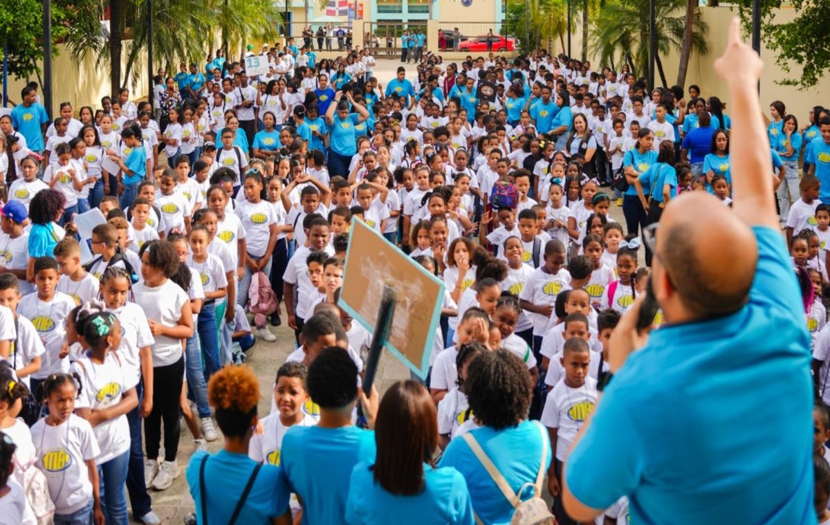 Fundación y Club Mauricio Báez Inauguran Campamento de Verano 2026 con Mil Niños