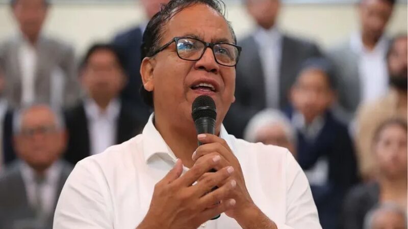 Roberto Sánchez Exhorta a Respetar el Voto en Perú en Medio de Tensión Electoral