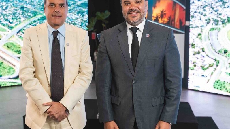 Autozama Lanza Libro que Explora el Pasado, Presente y Futuro de Santo Domingo