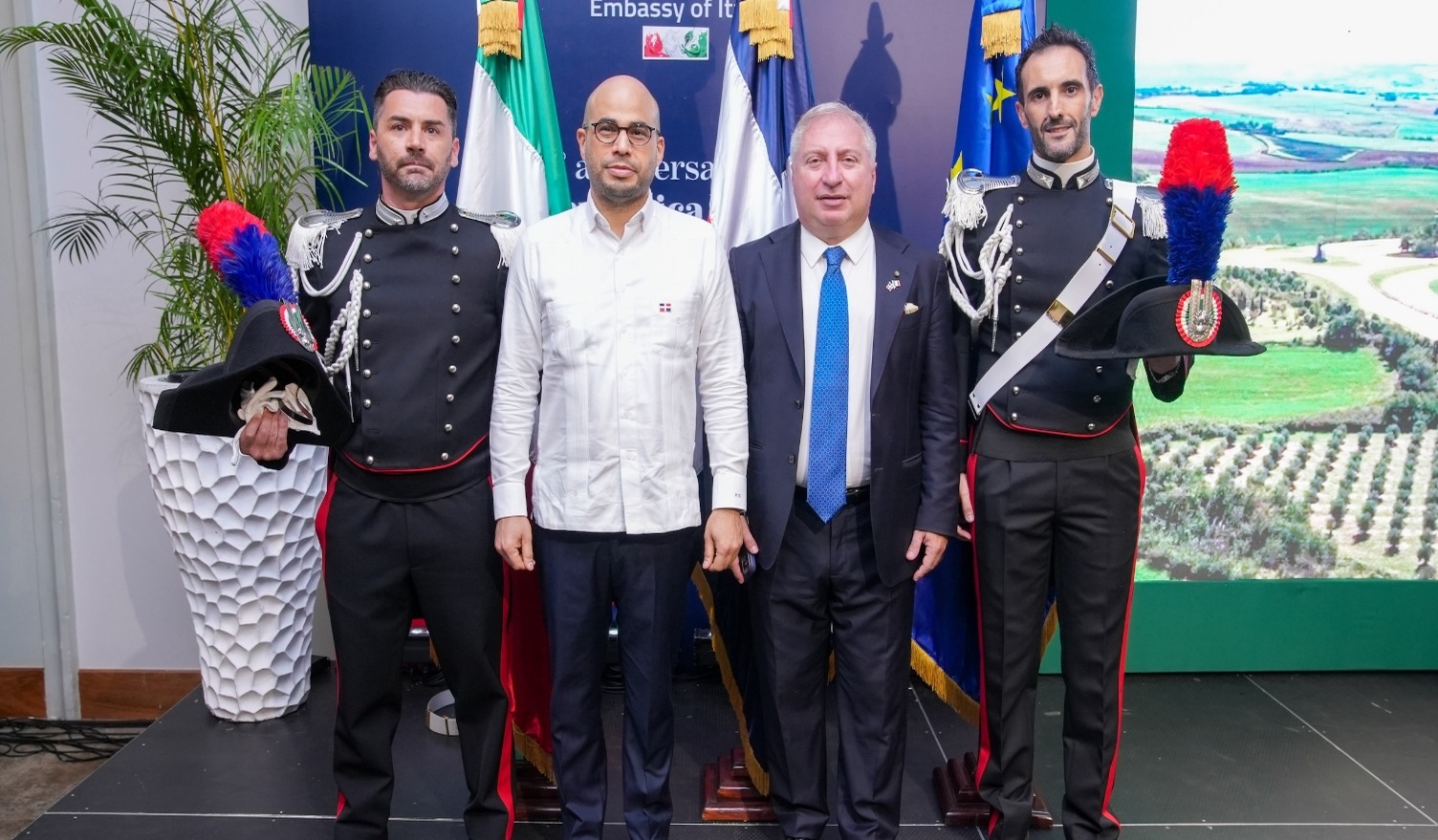 Italia y República Dominicana Fortalecen Lazos en Fiesta Nacional