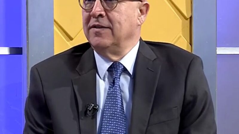 Domínguez Brito Propone Limitar Exoneraciones para Legisladores