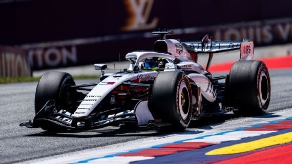 Checo Pérez enfrenta contratiempos en el Gran Premio de Austria