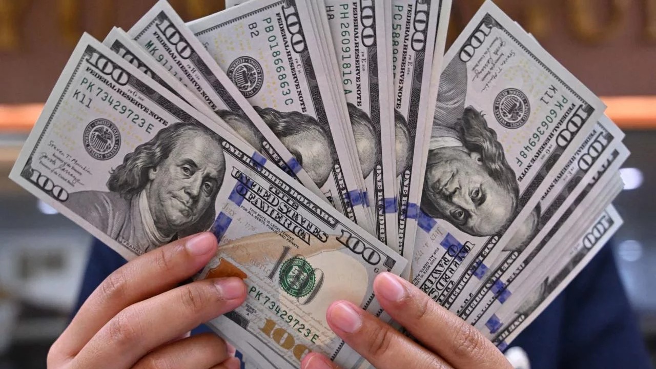Gobierno Dominicano Ajusta Proyección del Dólar a la Baja para 2026
