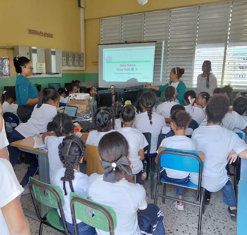 Gobierno Incrementa Deducción de Gastos Educativos para Personas con Discapacidad