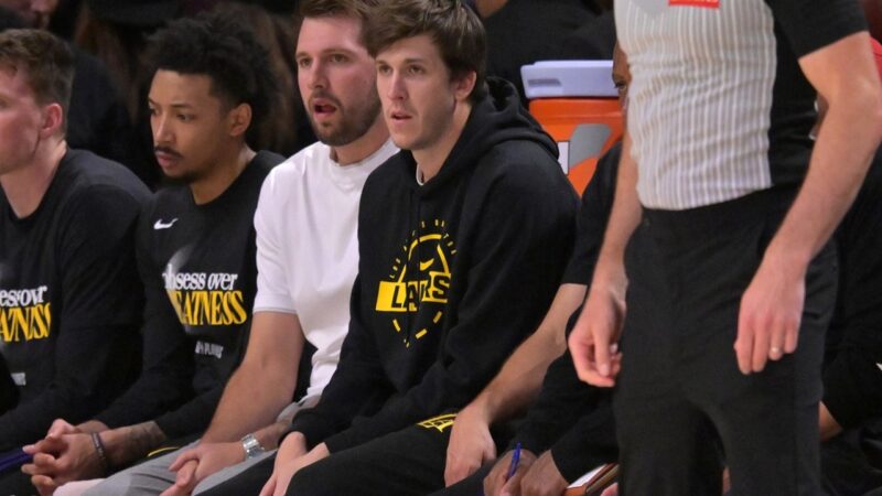 Lakers aseguran a Austin Reaves con millonario contrato de cuatro años