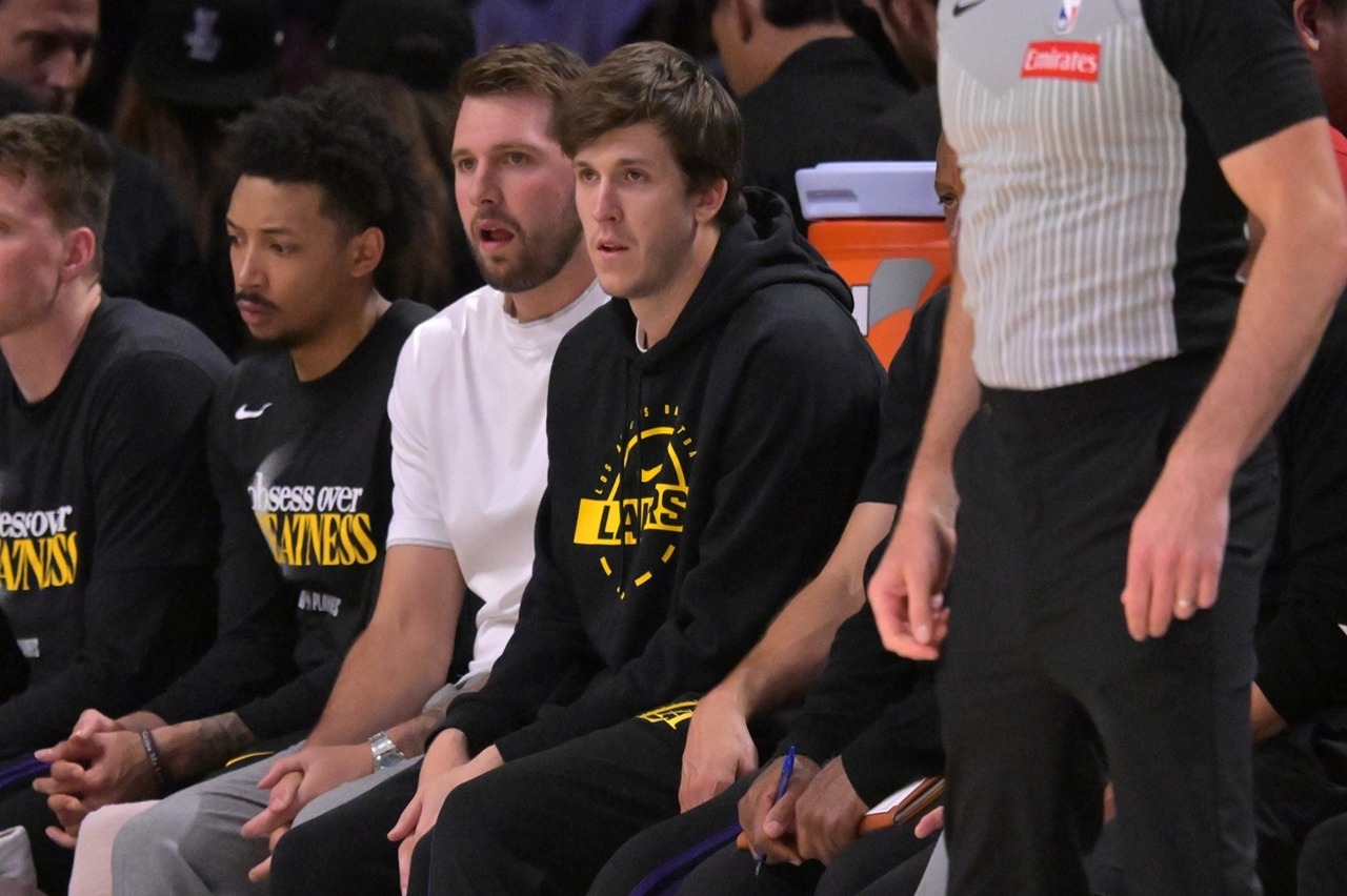 Lakers aseguran a Austin Reaves con millonario contrato de cuatro años
