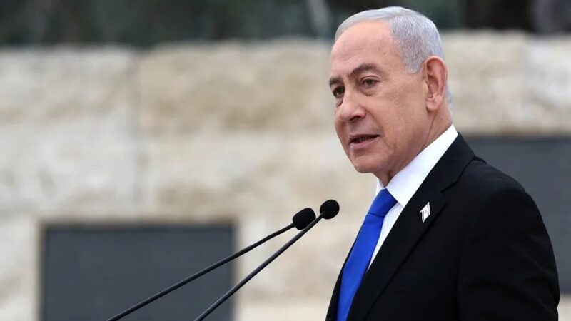 Netanyahu Felicita a Trump en Medio de Cruciales Negociaciones de Paz con Irán