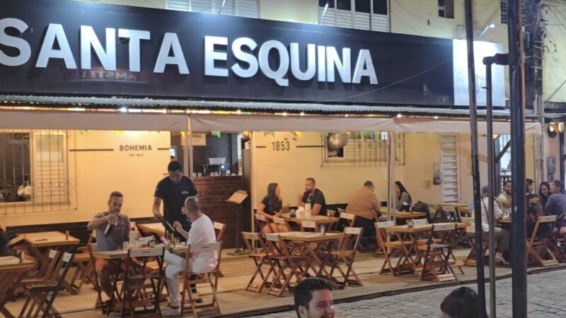 Descubre la Vibrante Pasarela del Alcohol en Brasil