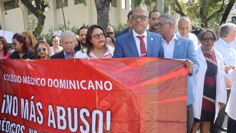 Colegio Médico Dominicano Desafía Código Penal por Inconstitucionalidad