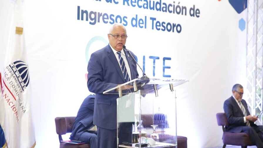 Ciudadanos Dominicanos Contribuyen con RD$1,101 Millones en Servicios Estatales