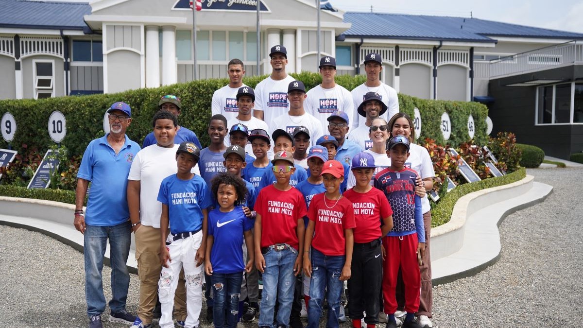 Yankees Culminan HOPE Week con Éxito en República Dominicana