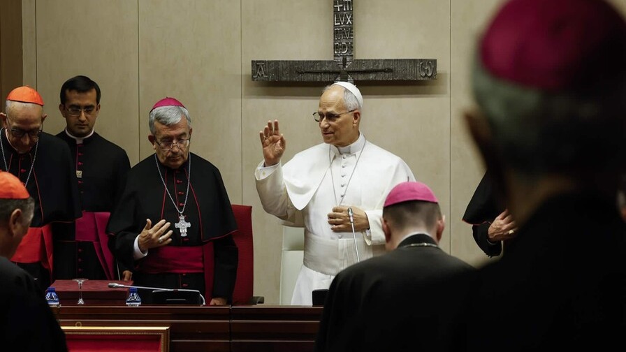 Papa León XIV Insta a Obispos a Enfrentar Abusos con Escucha y Reparación