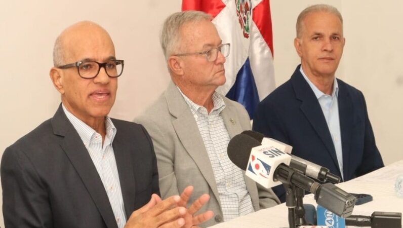 Empresarios Dominicanos Exigen Revisión de la Ley de Residuos