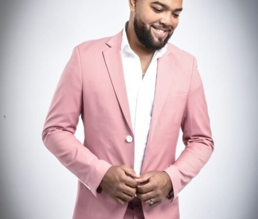 Juven se Destaca como la Nueva Promesa de la Salsa en República Dominicana