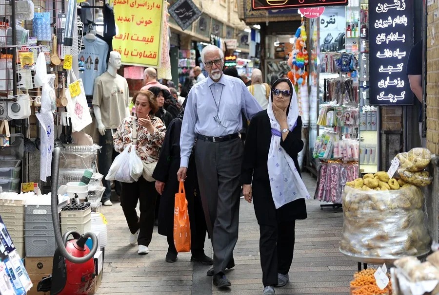 Irán acusa a EE.UU. de retrasar negociaciones por “posturas contradictorias”