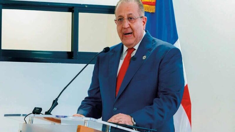 Gobierno Anuncia Reforma Fiscal con Cambios en Impuestos y Tasas