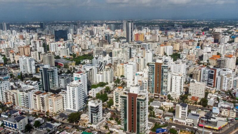 Economista Aboga por Reforma Fiscal Integral y Progresiva en República Dominicana