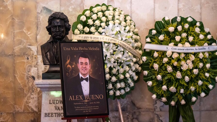 Alex Bueno: Un Adiós Emotivo y un Legado Inolvidable