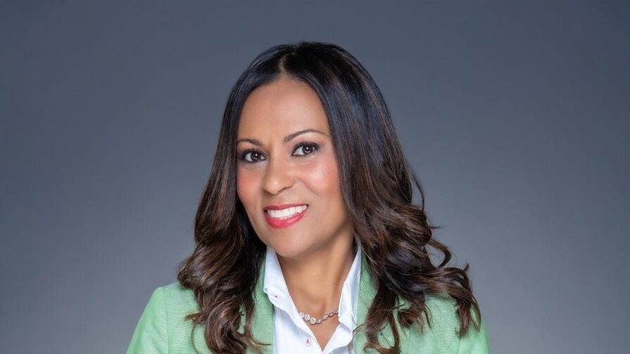 Dominicana Maribel Santos: Primera Decana en Colegio Técnico de Madrid