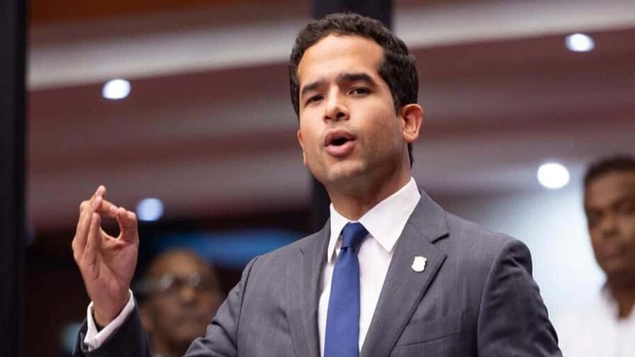 Senado Rechaza Propuesta de Omar Fernández para Ajustar Exenciones Fiscales