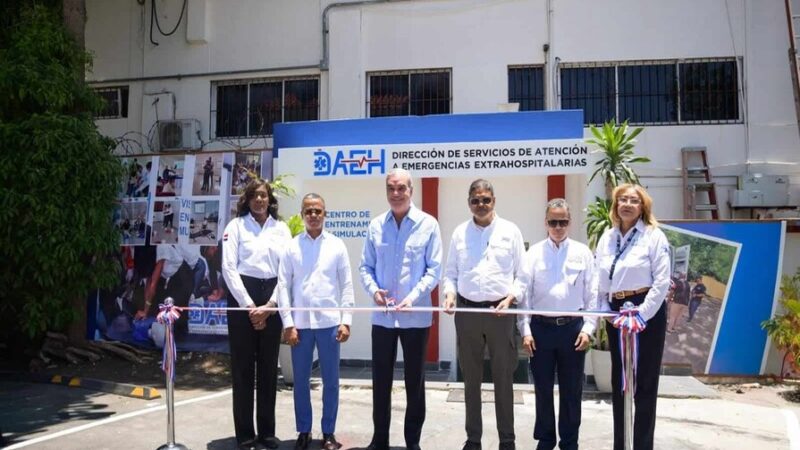 Abinader Inaugura Avanzado Centro de Entrenamiento para Emergencias
