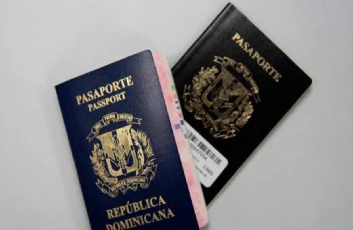 Panamá Elimina Requisito de Visa Estampada para Dominicanos
