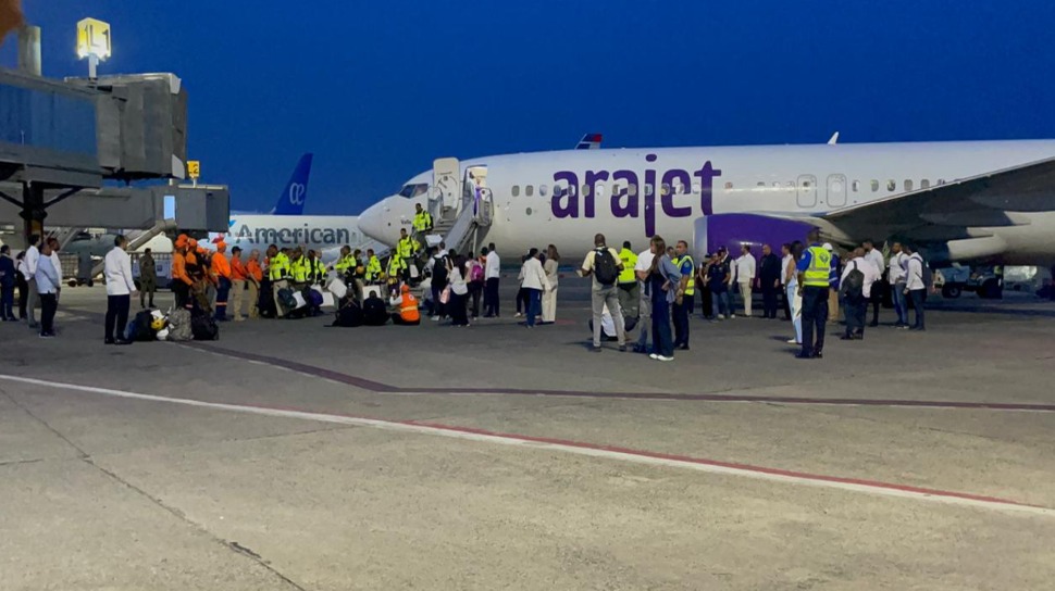 Mirex Repatria a 62 Dominicanos y 19 Rescatistas desde Venezuela