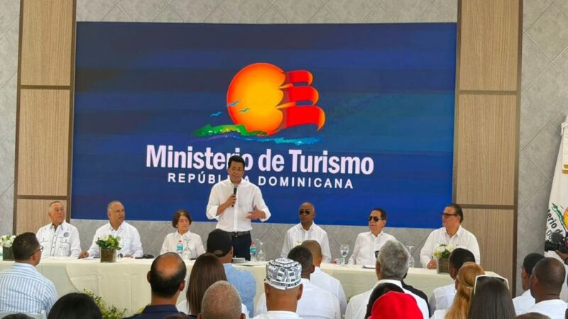 David Collado Impulsa el Turismo del Sur con Nuevas Obras en Baní