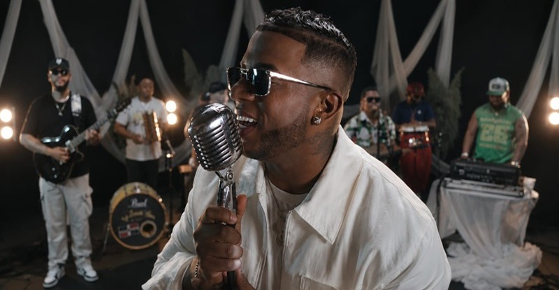 Crazy Design se Reinventa con su Nueva Orquesta de Bachata y el Sencillo ‘Quiéreme’