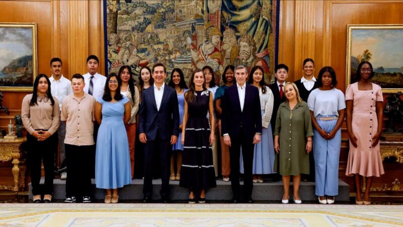 Jóvenes de América Latina Reciben Becas Universitarias de BBVA