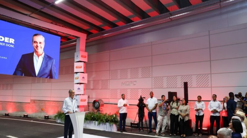 Presidente Abinader Inaugura Importante Túnel para Mejorar Tránsito hacia el Sur