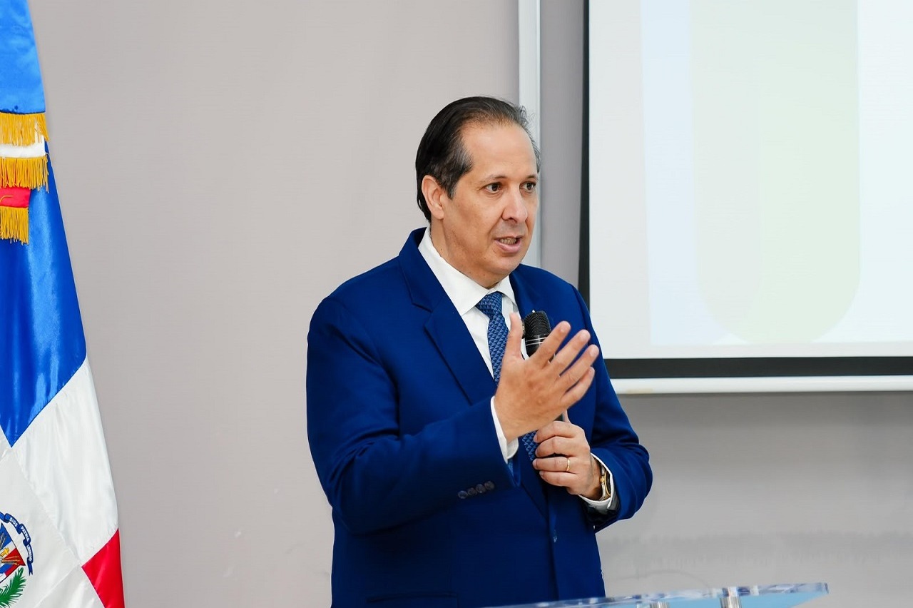 Gobierno Dominicano Garantiza Tratamiento para Niños con Atrofia Muscular Espinal