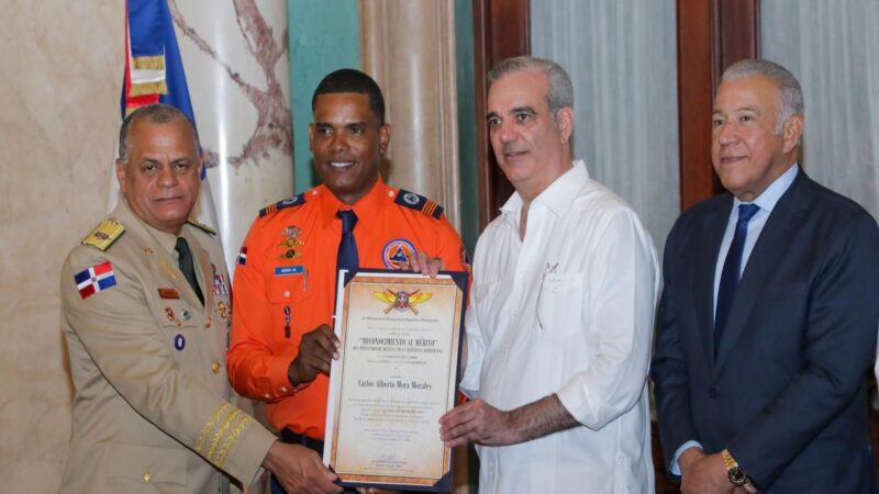 Venezuela Otorga a República Dominicana la Orden Héroe por Ayuda Humanitaria