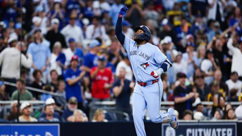 Vladimir Guerrero Jr.: La Esperanza de los Azulejos para la Segunda Mitad de la Temporada
