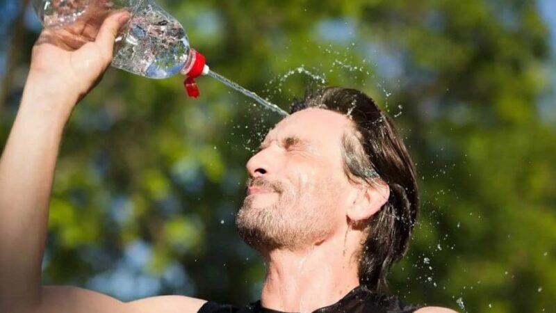 Advertencia de Oleaje Peligroso y Calor Intenso en las Costas Dominicanas