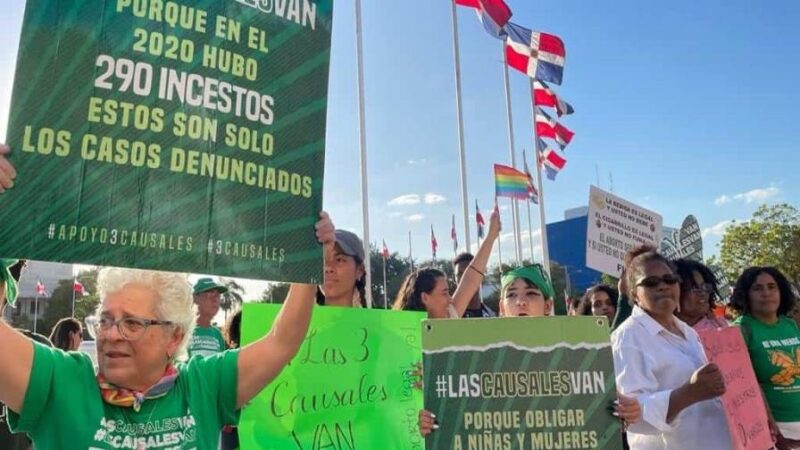 Juristas Exigen Inclusión de Tres Causales en el Código Penal Dominicano