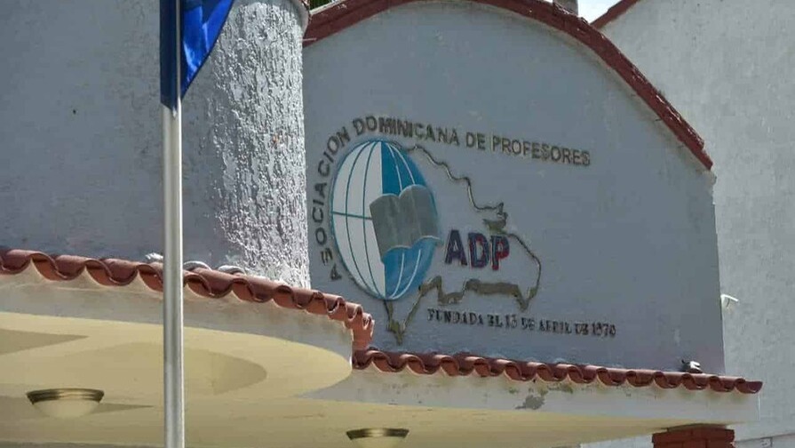 ADP Exige Pago de Incentivos Docentes con Movilizaciones Nacionales