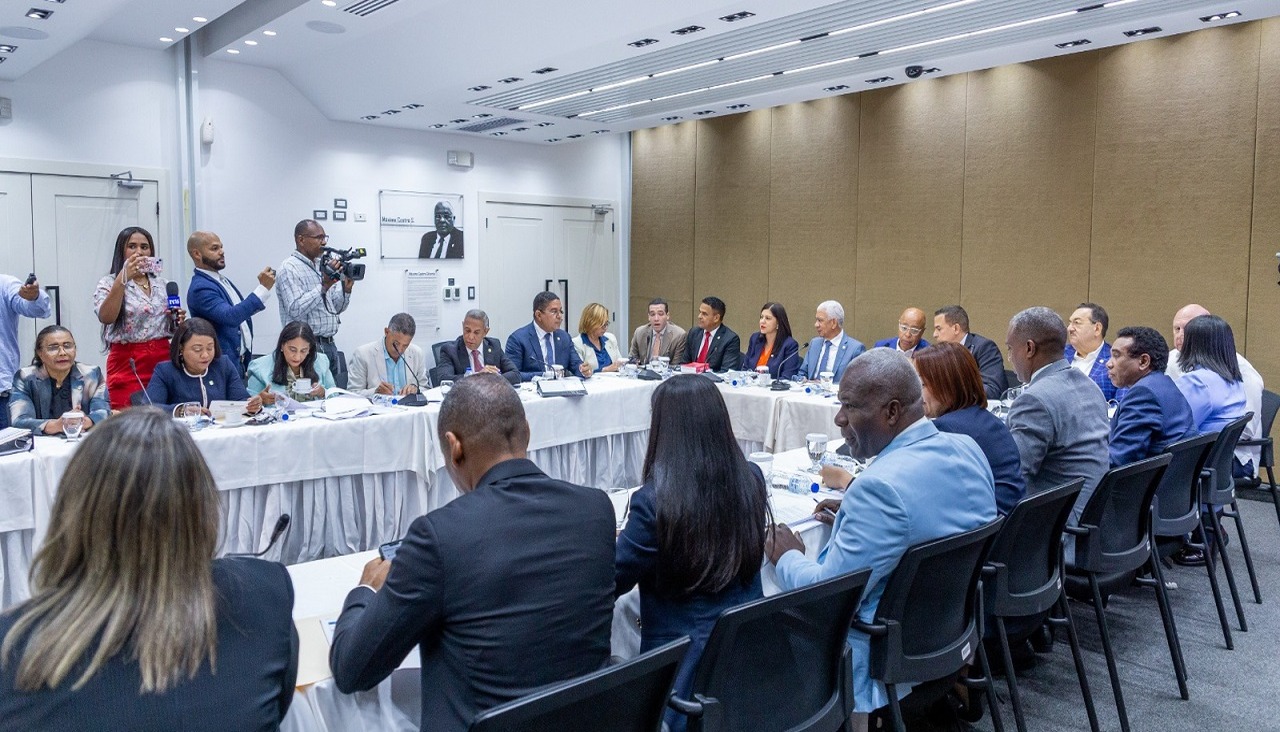 Comisión Bicameral Retoma Análisis del Código Penal este Viernes