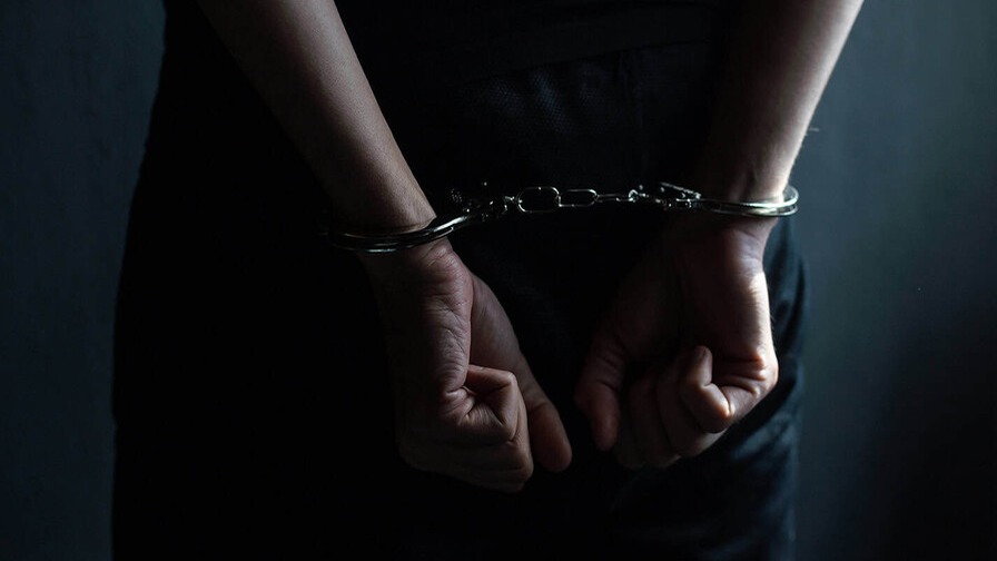 Condenan a 10 años a agente penitenciario por atraco en Santiago