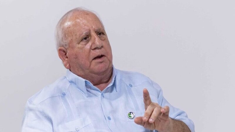 Salud Pública Solicita Validación de Acreditaciones del Dr. Ernesto Fadul
