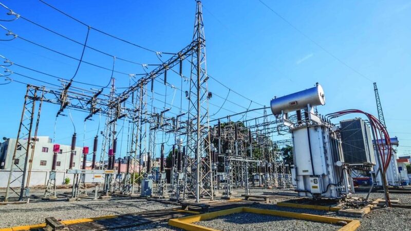 Sector Eléctrico Dominicano: Compras Emergentes Alcanzan RD$15,900 Millones