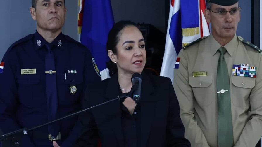 Faride Raful Defiende la Reforma Policial y Rechaza Renunciar