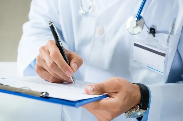 Médicos Generales Lideran Prescripción de Medicamentos en República Dominicana