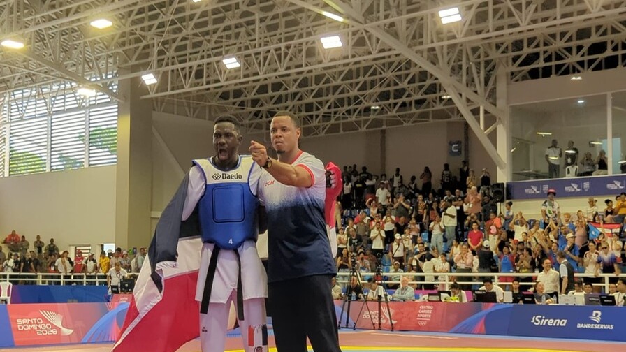 Bernardo Pié Brilla con Oro en Taekwondo en JCC 2026