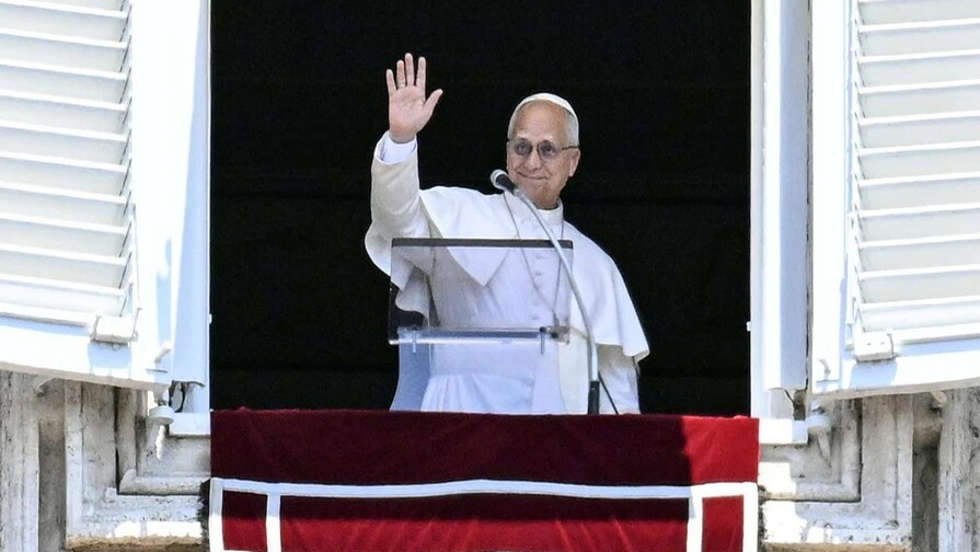 El Papa Llama a la Paz en Medio Oriente y Urge al Diálogo