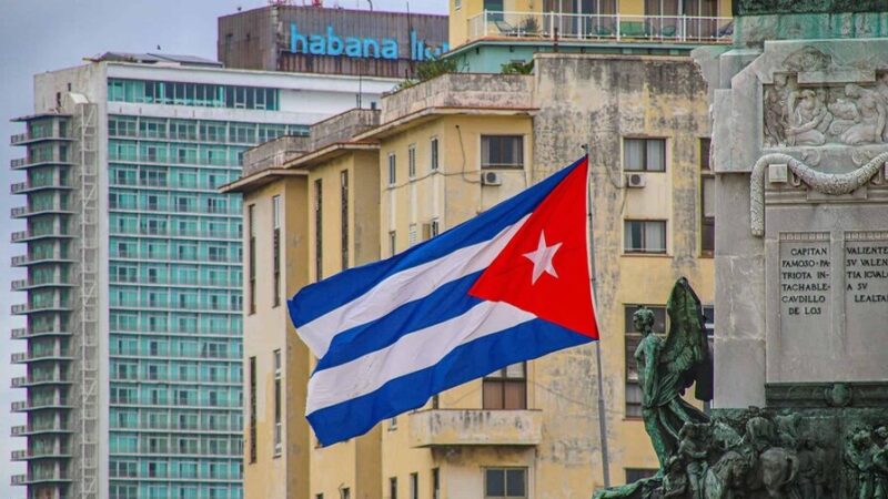 Estados Unidos Acusa a Cuba de Espionaje y Subversión Durante Décadas