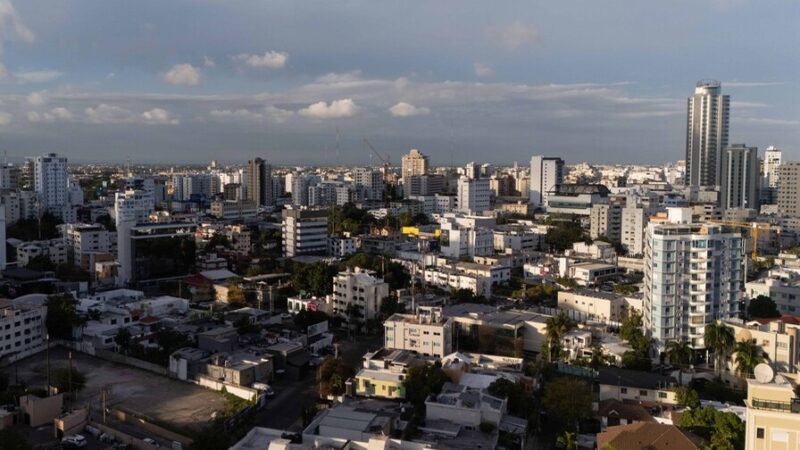La Economía Dominicana Crece un 4.5% en el Primer Semestre de 2026